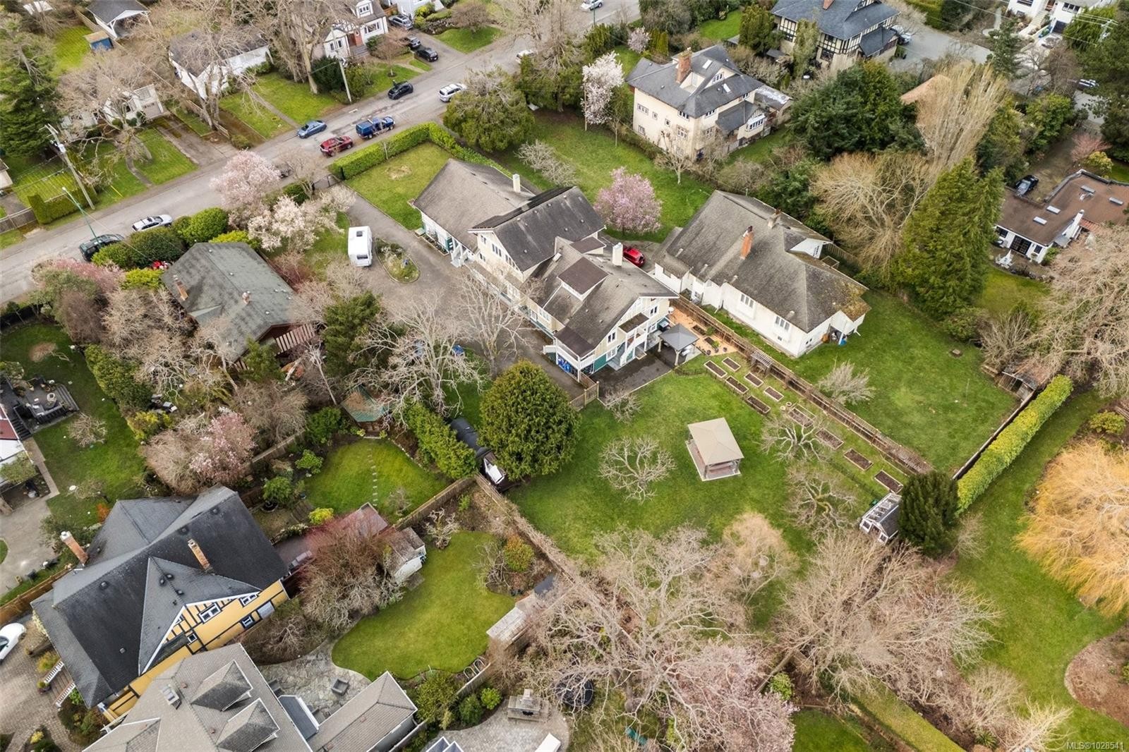 2130 Central Ave, Oak Bay, BC