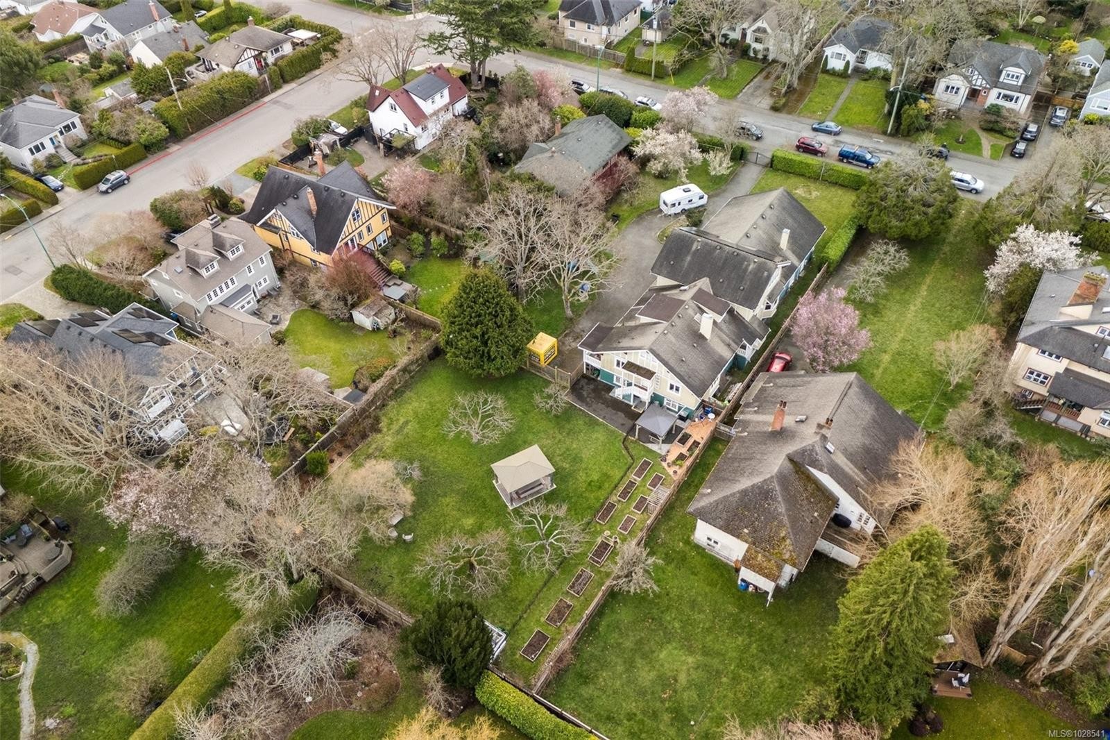 2130 Central Ave, Oak Bay, BC