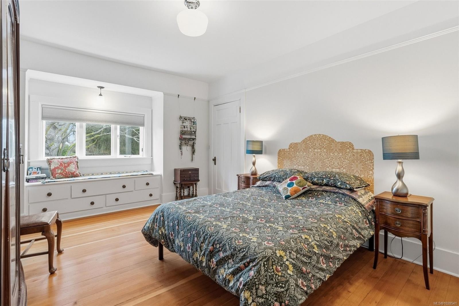 2130 Central Ave, Oak Bay, BC