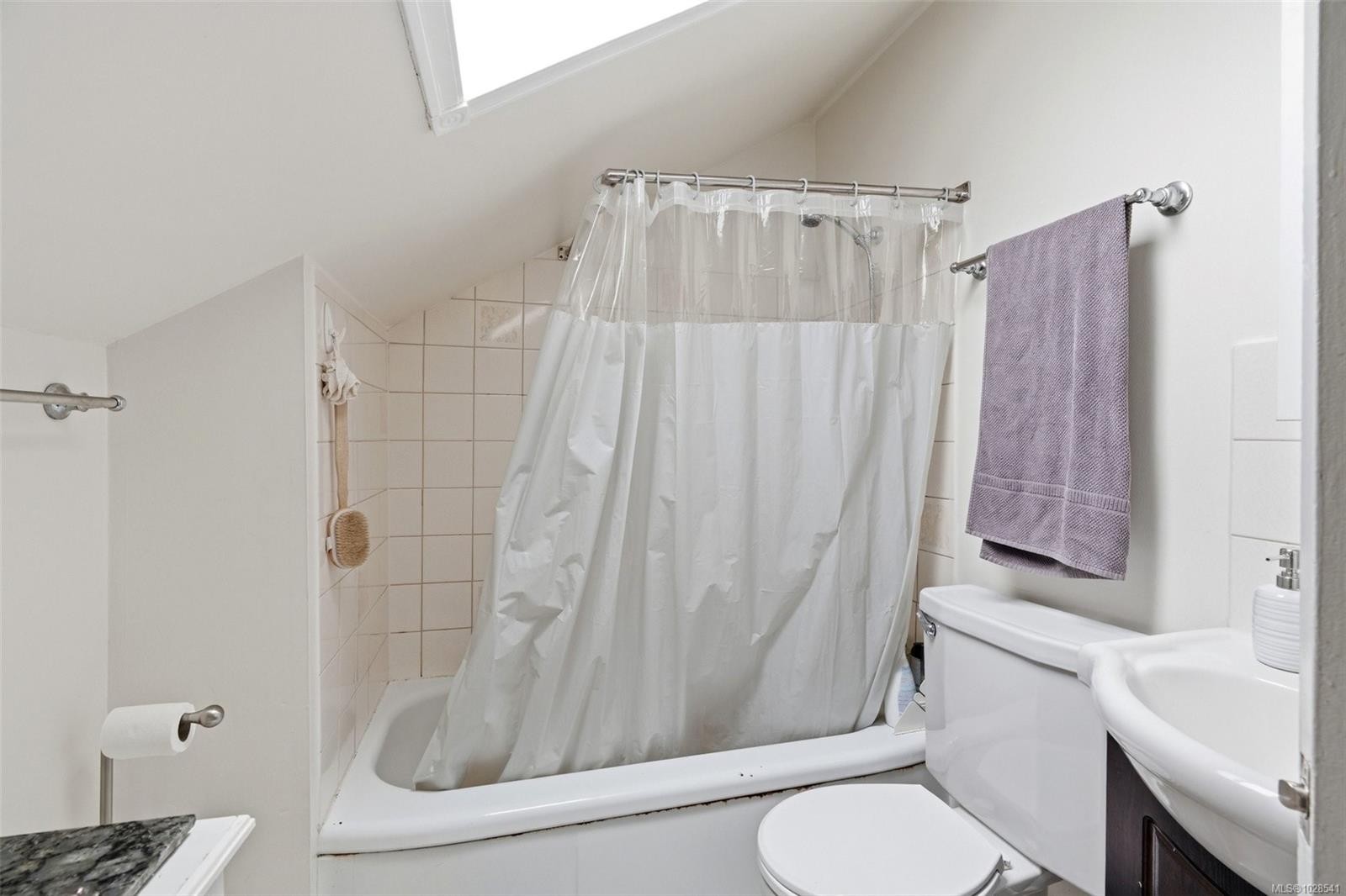 2130 Central Ave, Oak Bay, BC