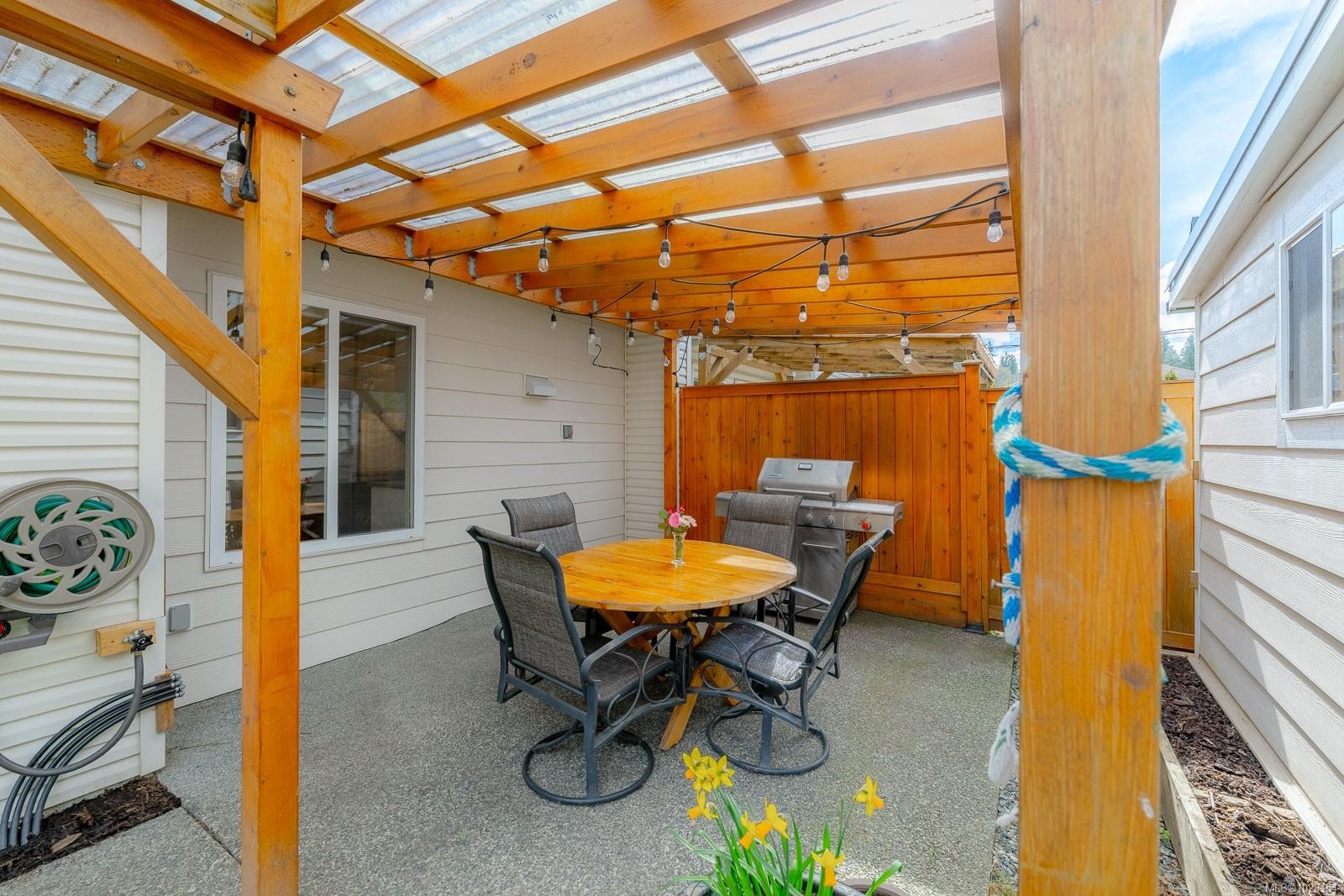2910 Jonas Way, Chemainus, BC - With Deck Patio Veranda With Exterior