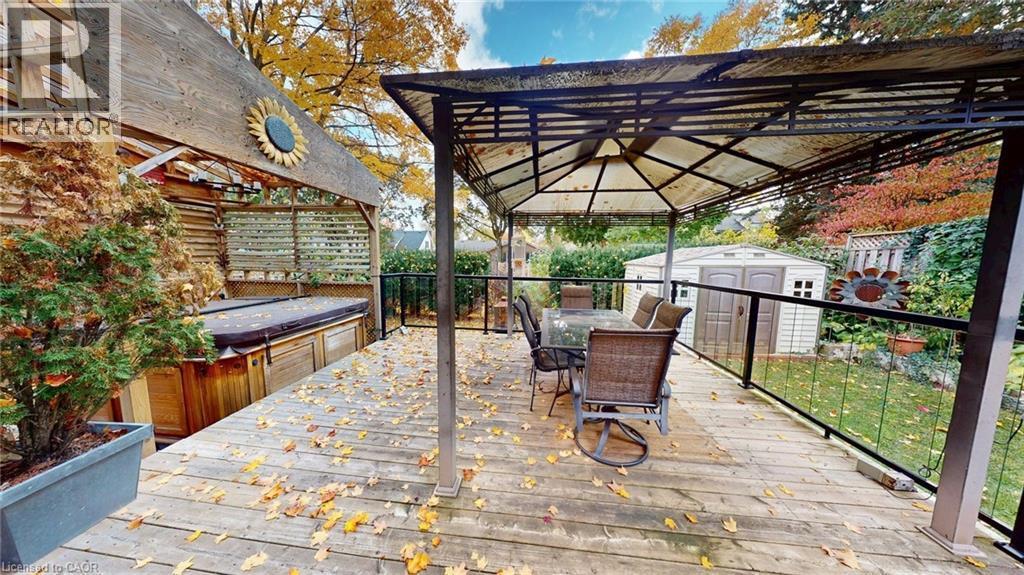 113 Edmund Road, Kitchener, ON - Outdoor With Deck Patio Veranda