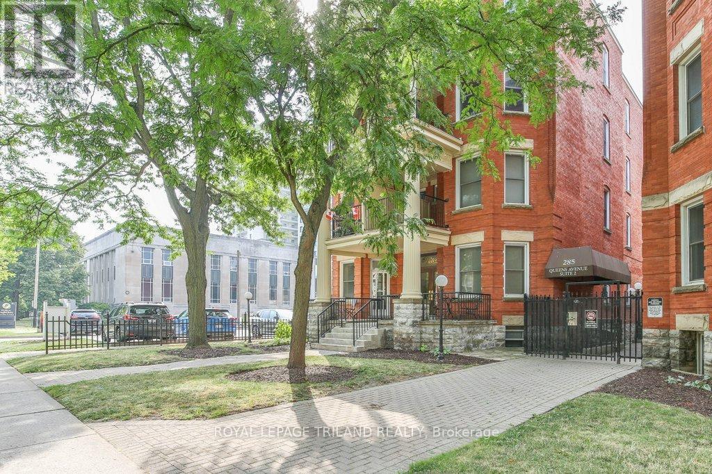 101 - 285 Queens Avenue, London East (East F), ON - Outdoor