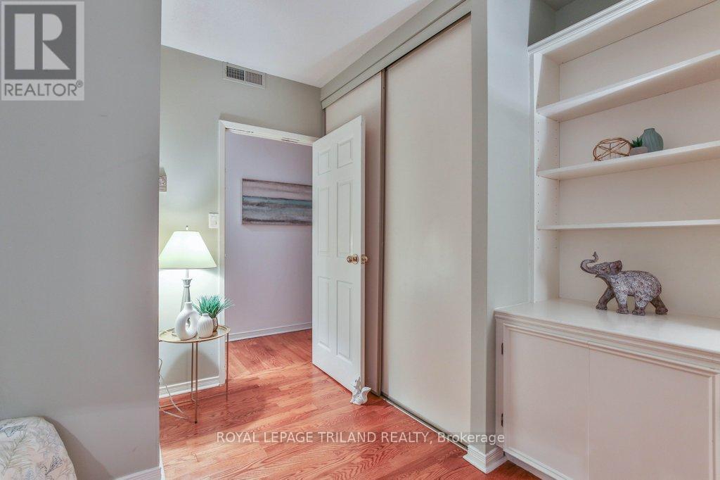 101 - 285 Queens Avenue, London East (East F), ON - Indoor Photo Showing Other Room