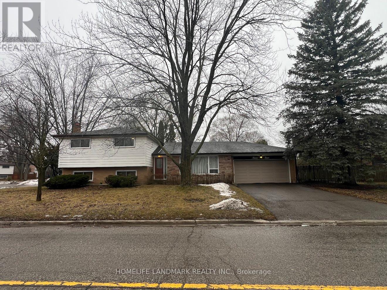 12 Pratt Circle, Markham, ON - Outdoor
