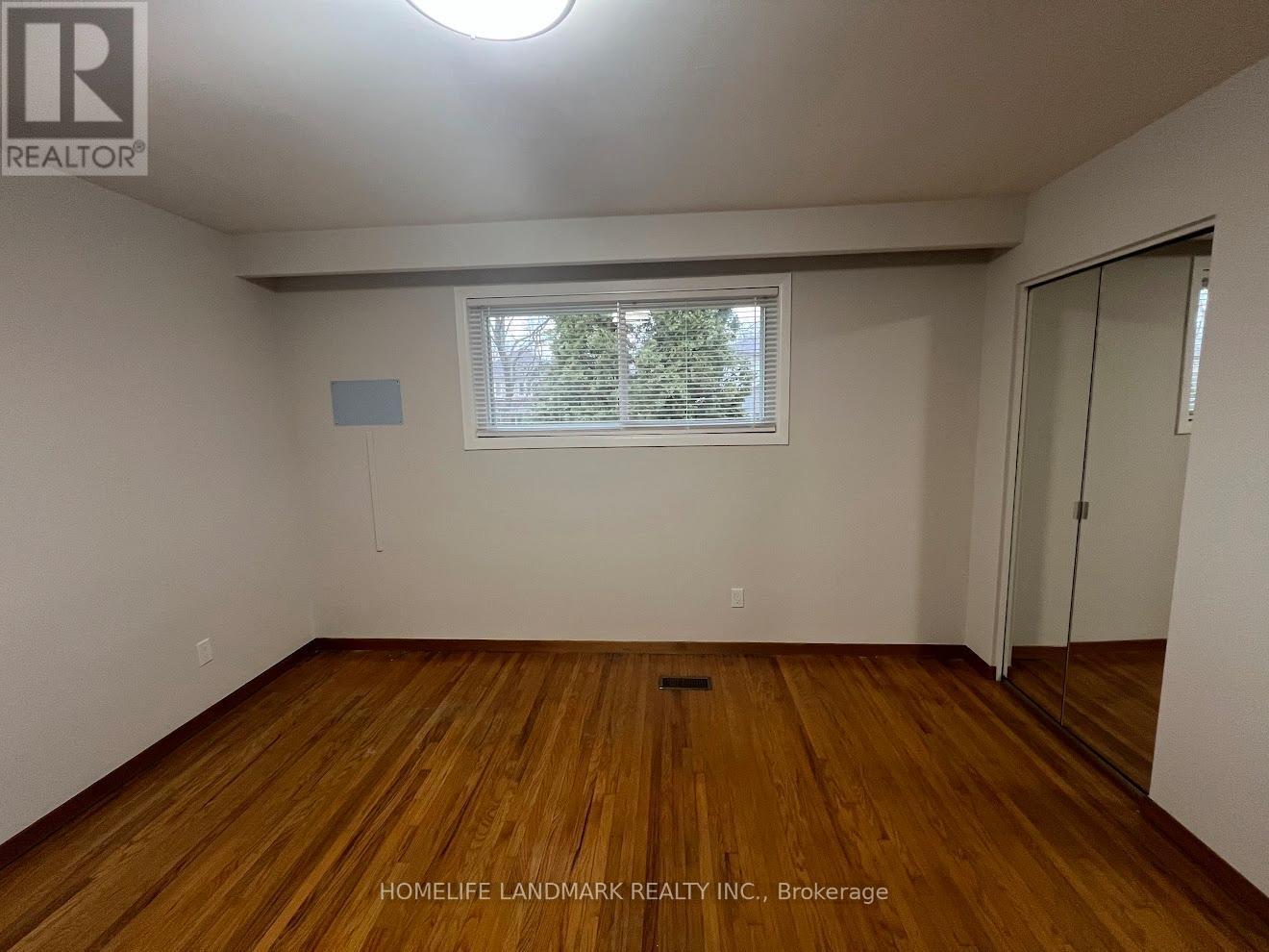 12 Pratt Circle, Markham, ON - Indoor Photo Showing Other Room