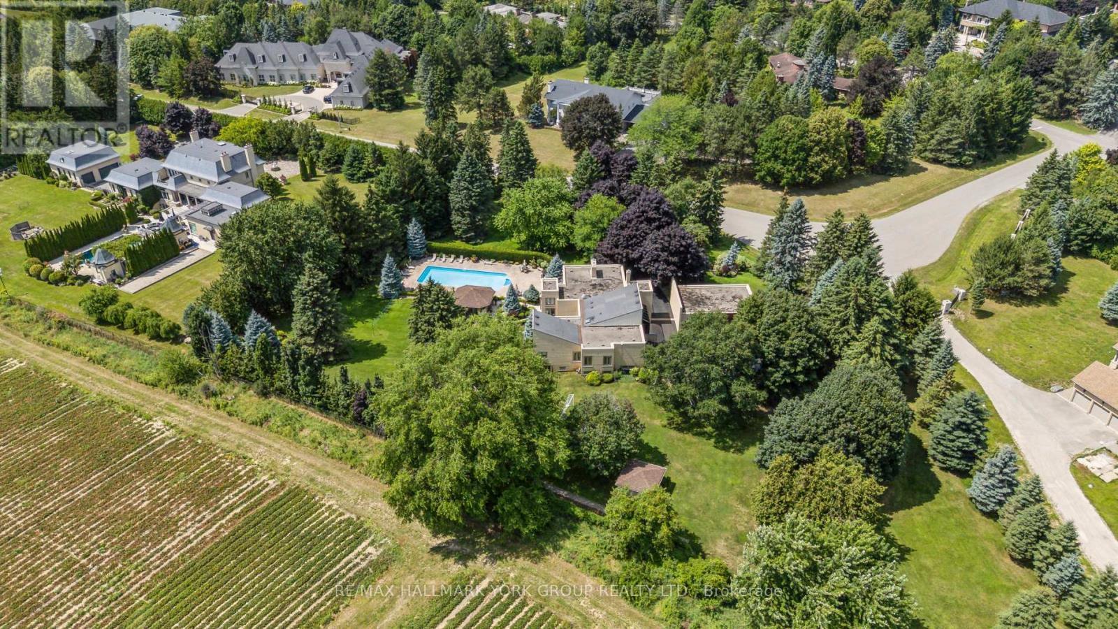 27 Scott Crescent, King, ON - Outdoor With View