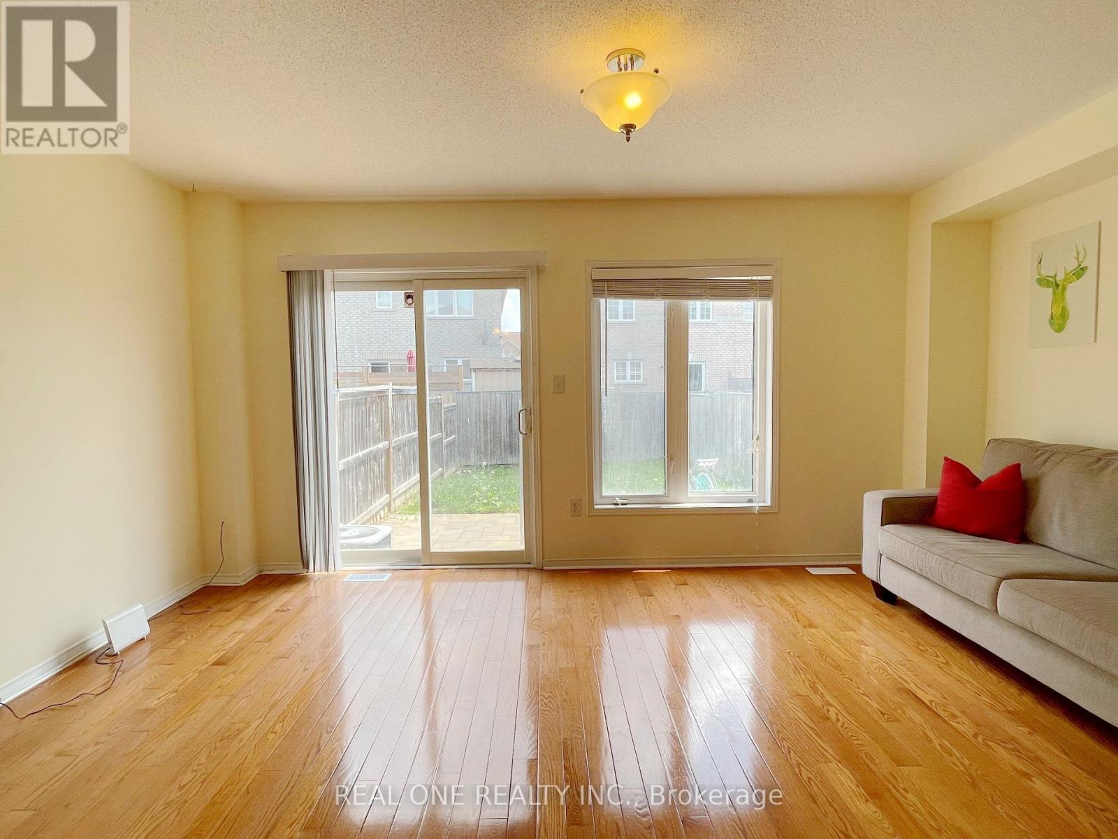 5302 Palmetto Place, Mississauga, ON - Indoor