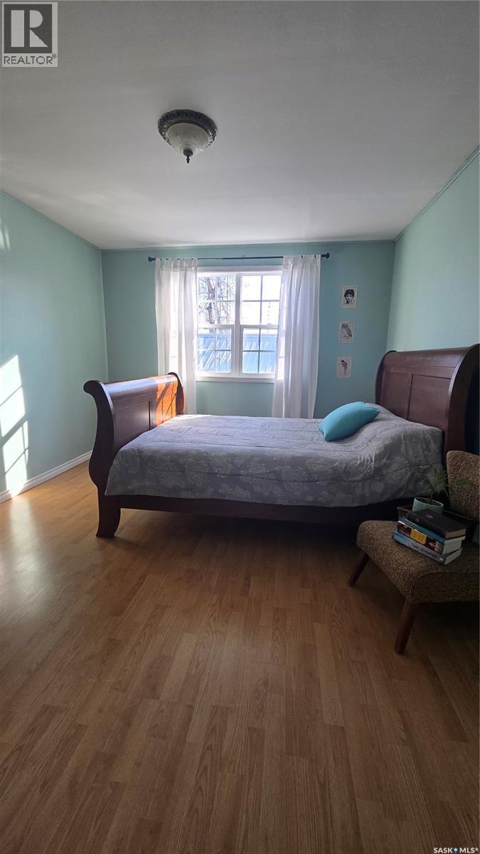 118 Second Street W, Carnduff, SK - Indoor Photo Showing Bedroom