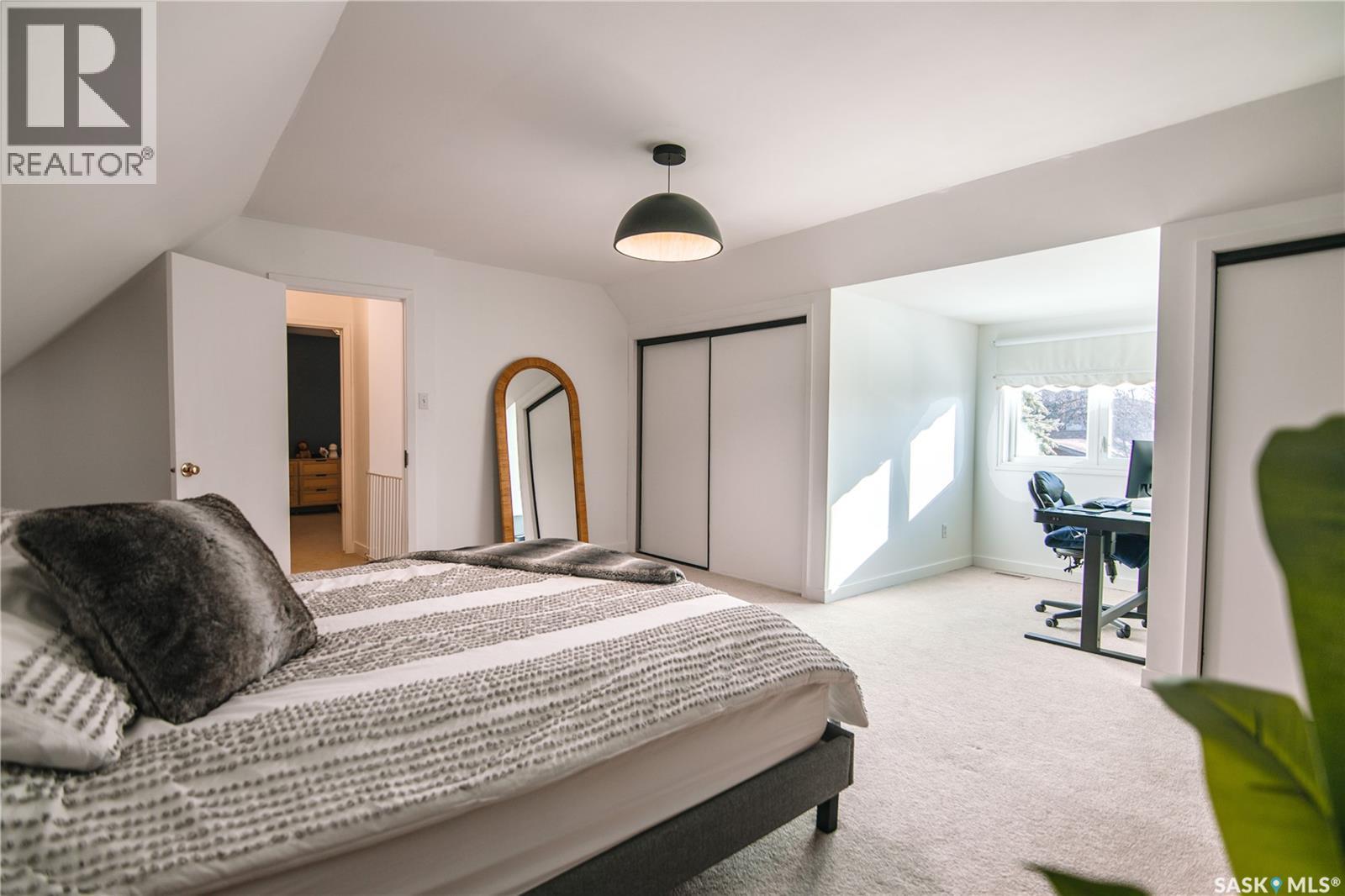 1222 Flexman Crescent N, Regina, SK - Indoor Photo Showing Bedroom