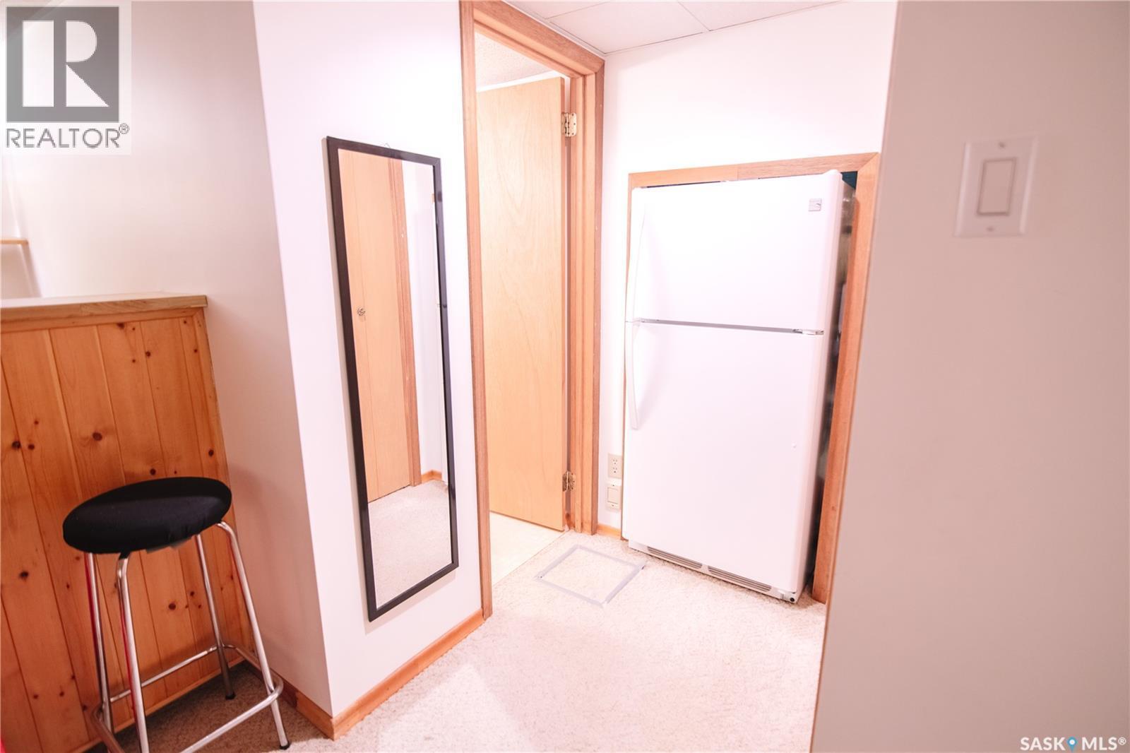 1222 Flexman Crescent N, Regina, SK - Indoor Photo Showing Other Room