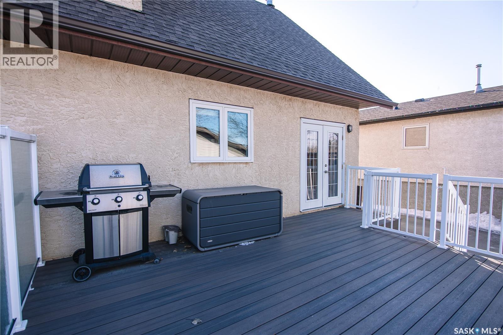 1222 Flexman Crescent N, Regina, SK - Outdoor With Deck Patio Veranda With Exterior