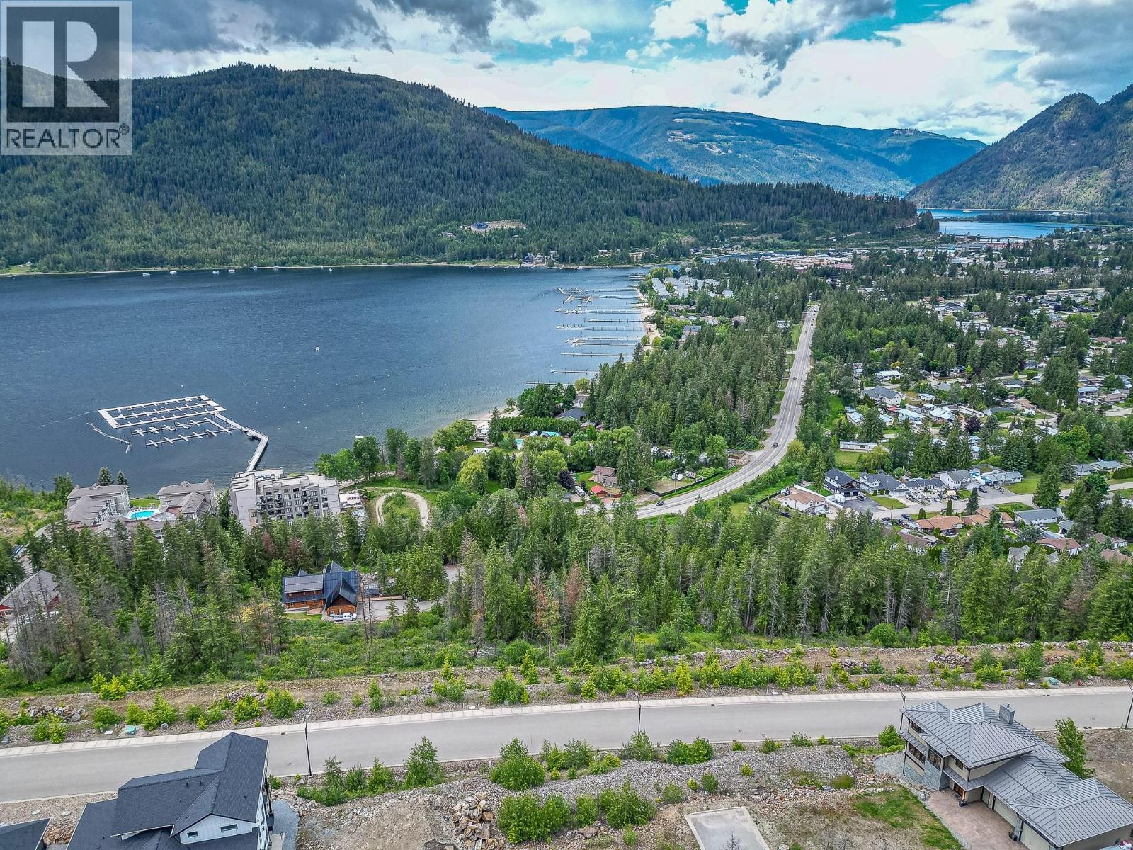 258 Bayview Drive, Sicamous, BC