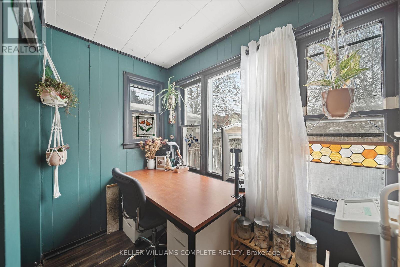 Mud Room (currently studio space) - 22 Cope Street, Hamilton, ON - Indoor Photo Showing Office