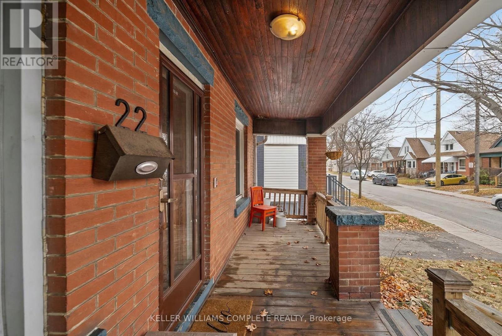 22 Cope Street, Hamilton, ON - Outdoor
