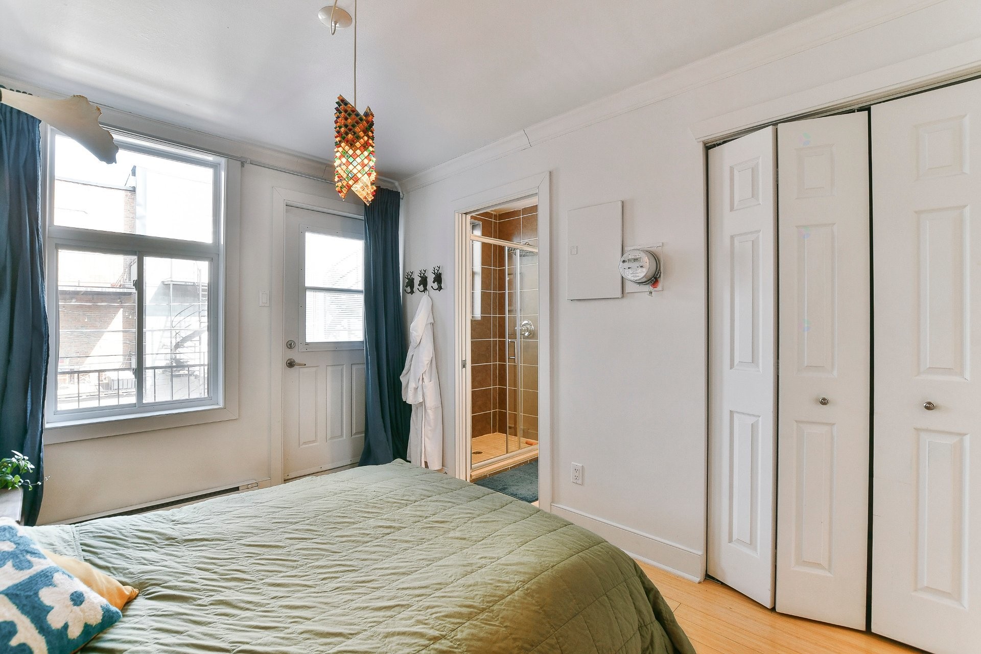 Chambre à coucher principale - 4381 Rue Messier, Montréal (Le Plateau-Mont-Royal), QC - Indoor Photo Showing Bedroom