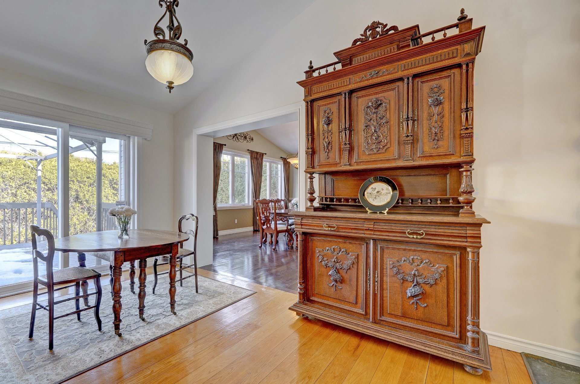 Coin-repas - 41 Rue Champlain, Saint-Constant, QC - Indoor Photo Showing Dining Room