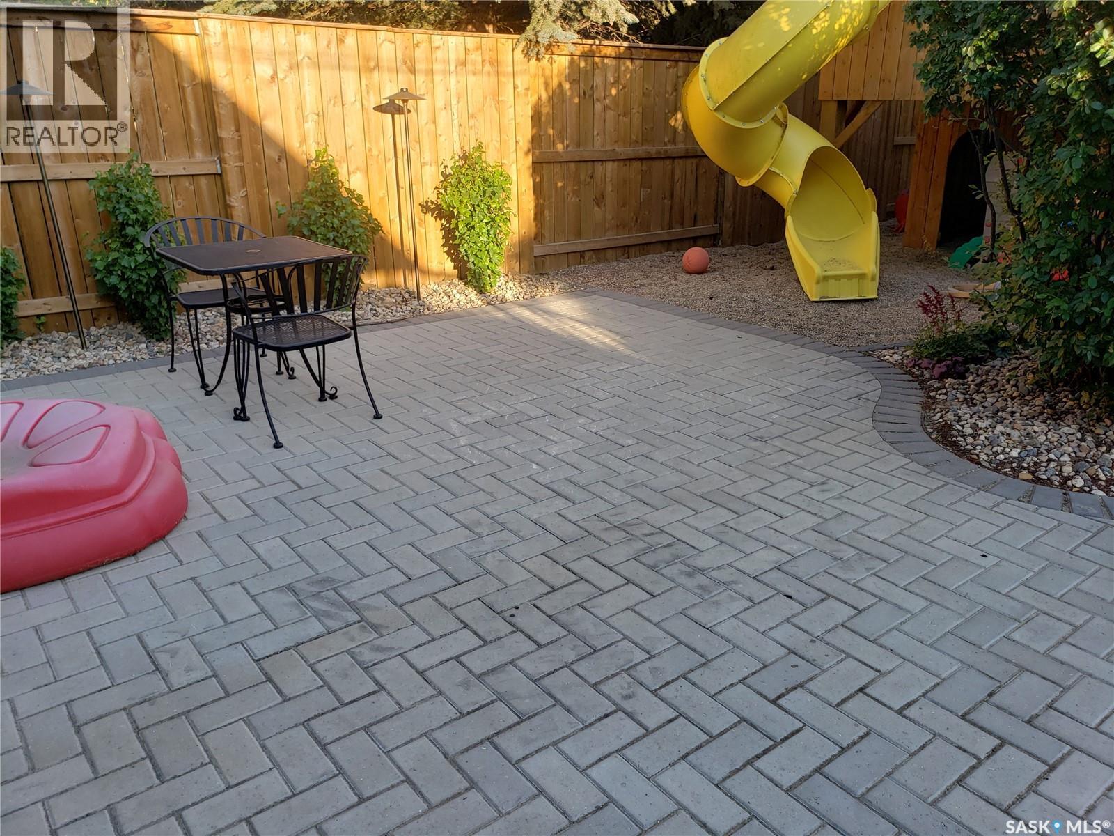 1024 6Th Street E, Saskatoon, SK - Outdoor With Deck Patio Veranda