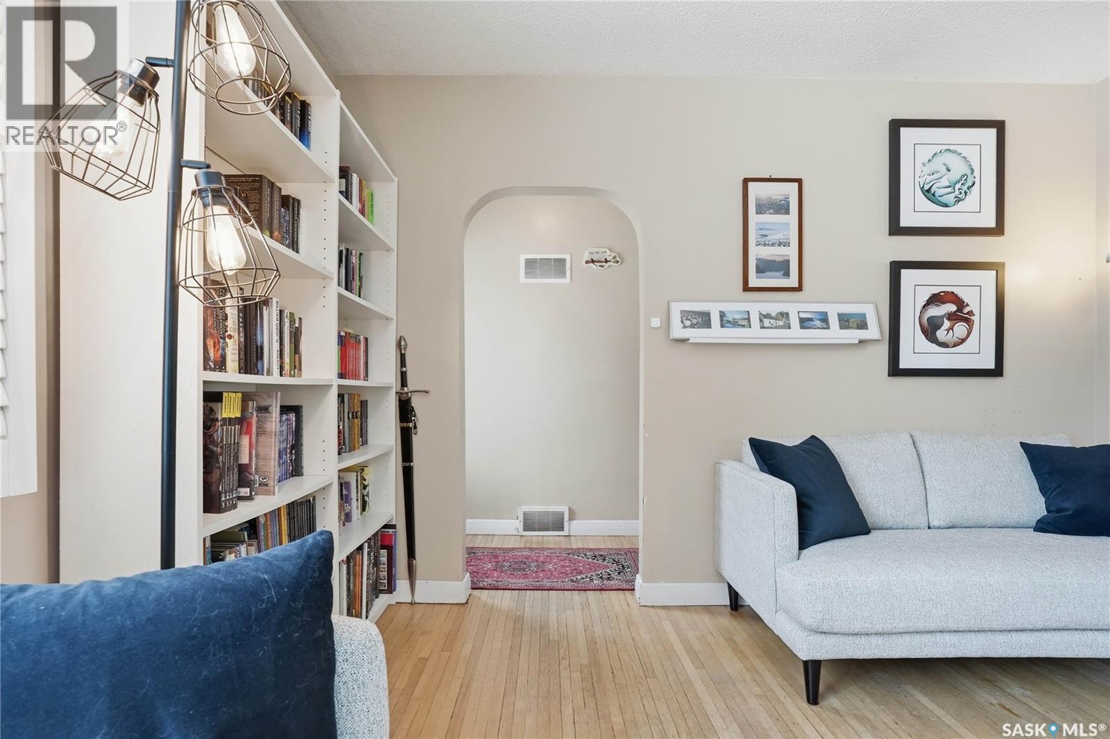 1024 6Th Street E, Saskatoon, SK - Indoor