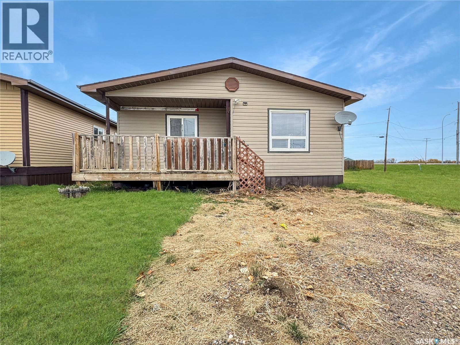 406 Birch Drive, Maidstone, SK - Outdoor With Deck Patio Veranda