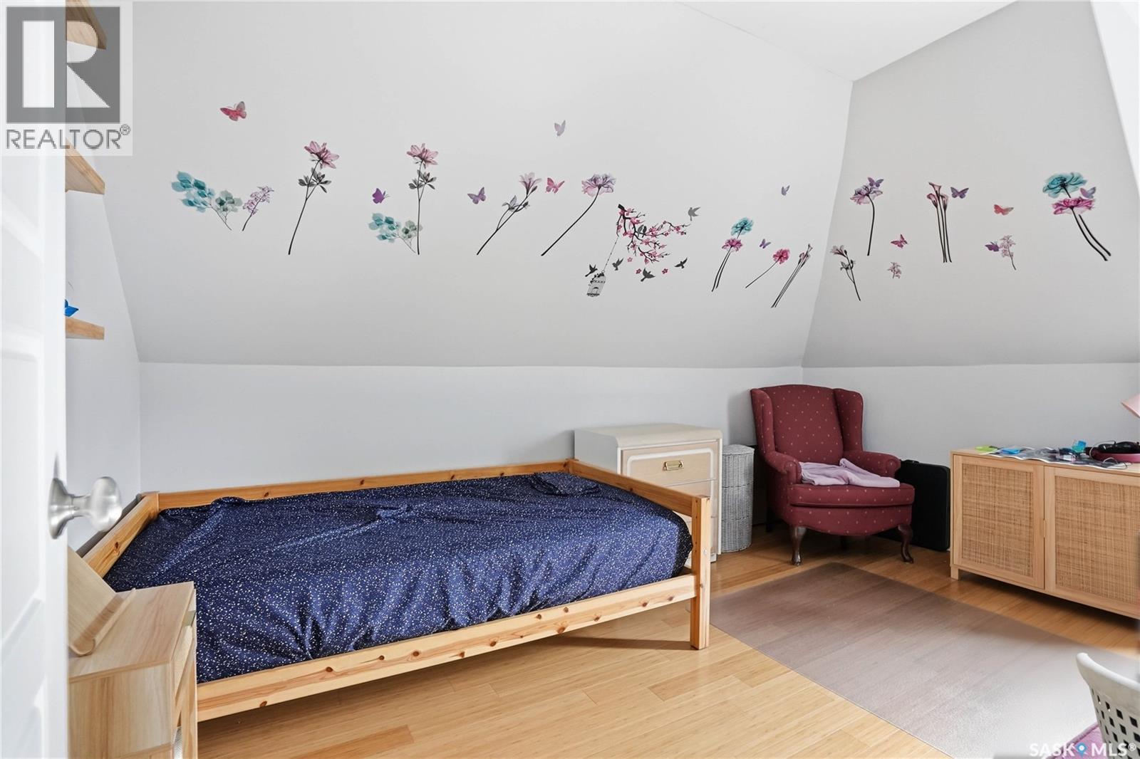 514 4Th Street E, Saskatoon, SK - Indoor Photo Showing Bedroom