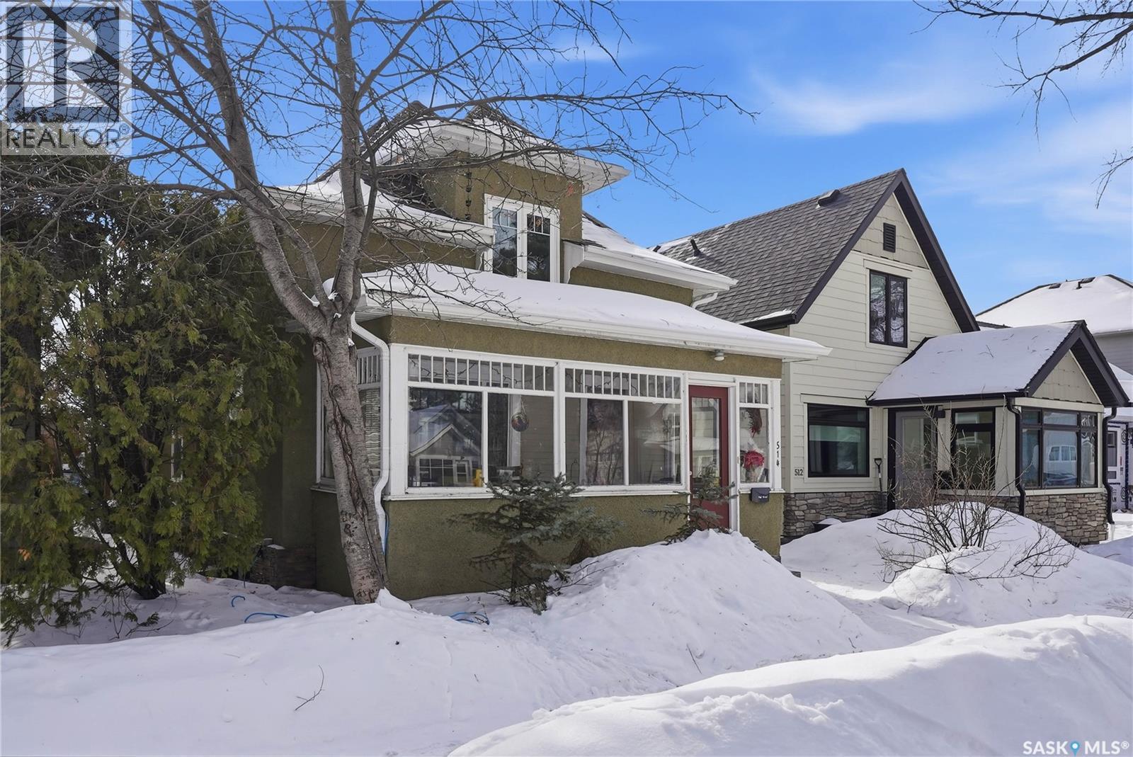 514 4Th Street E, Saskatoon, SK - Outdoor With Facade