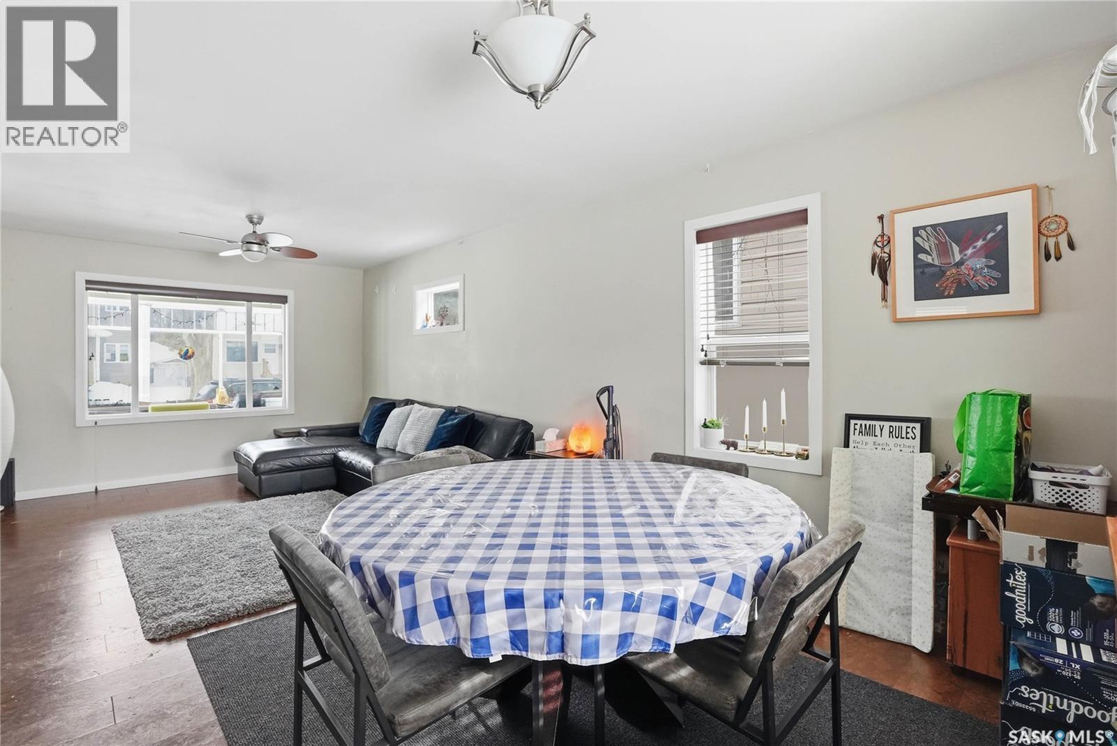 514 4Th Street E, Saskatoon, SK - Indoor Photo Showing Dining Room