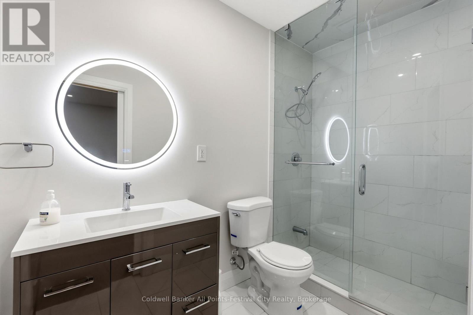 467 Warren Street, Goderich (Goderich (Town)), ON - Indoor Photo Showing Bathroom