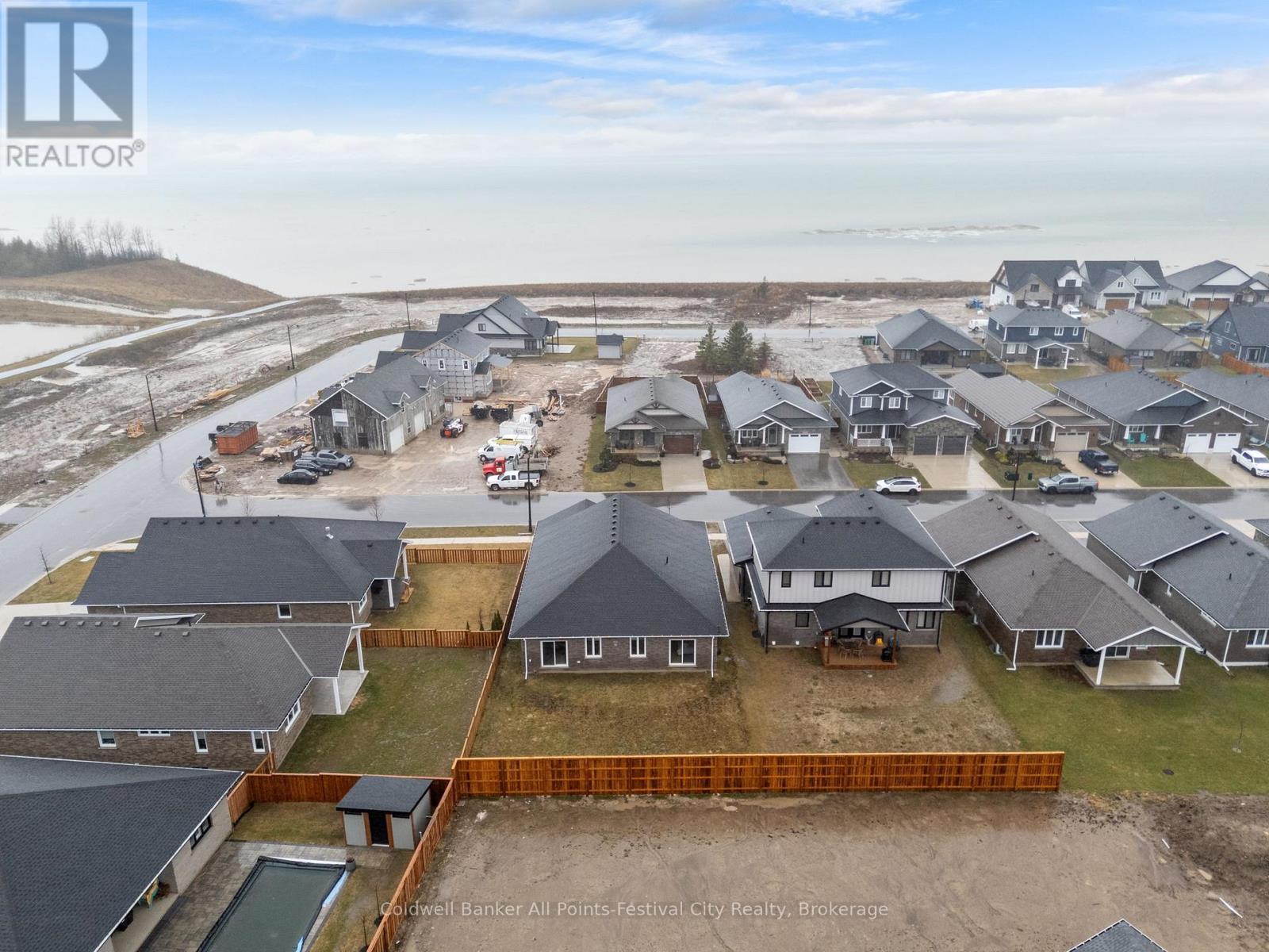 467 Warren Street, Goderich (Goderich (Town)), ON - Outdoor With Body Of Water With View