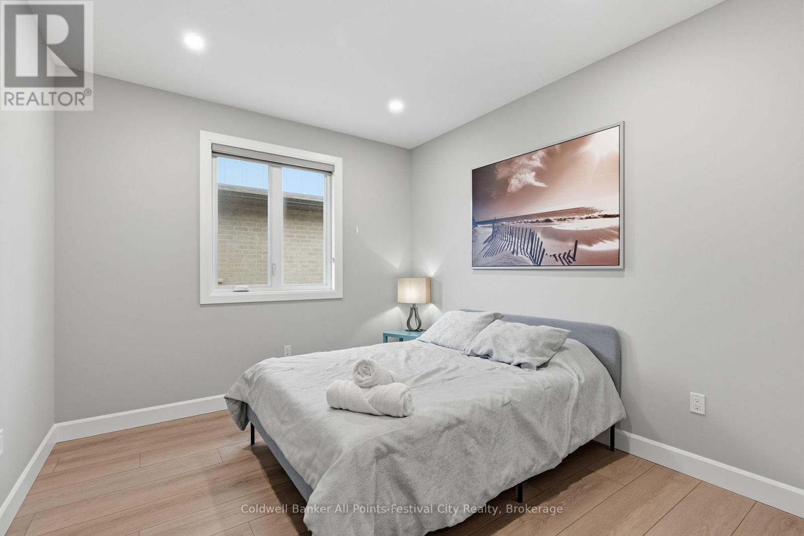 467 Warren Street, Goderich (Goderich (Town)), ON - Indoor Photo Showing Bedroom
