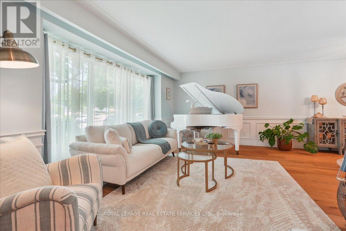 14 Dubarry Boulevard, Hamilton, ON - Indoor