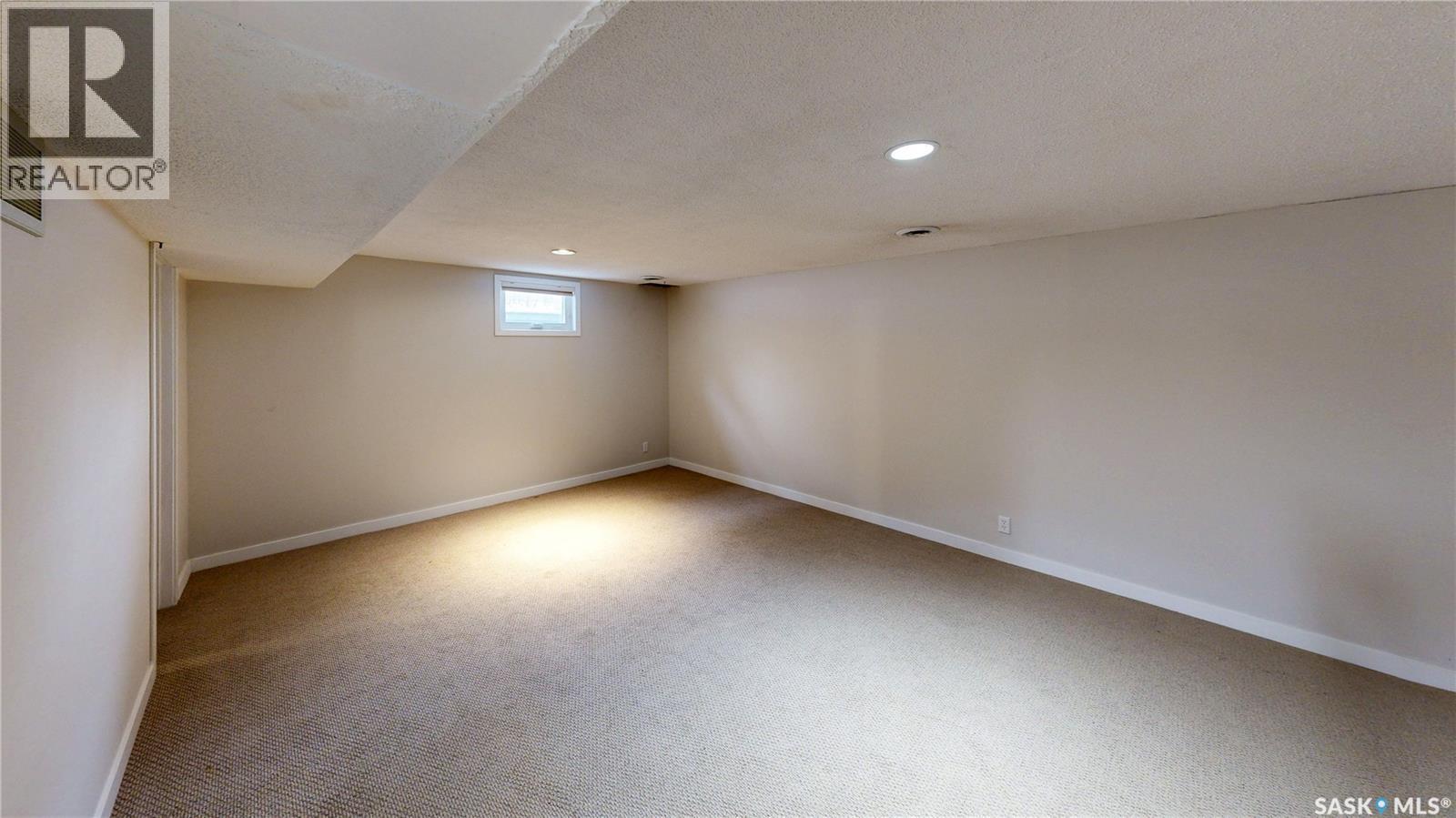 50 Lowry Place, Regina, SK - Indoor