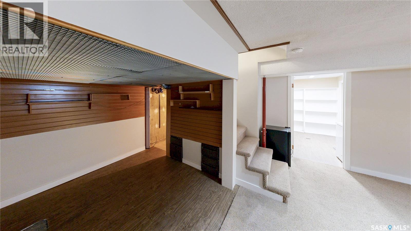 50 Lowry Place, Regina, SK - Indoor Photo Showing Other Room