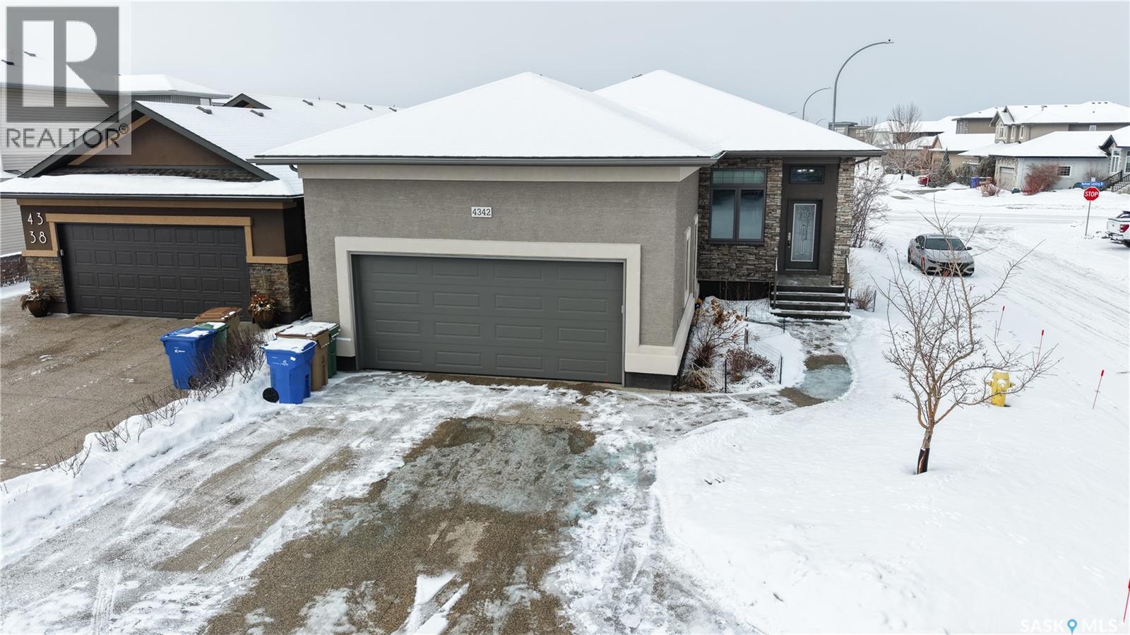 4342 Skinner Place, Regina, SK - Outdoor