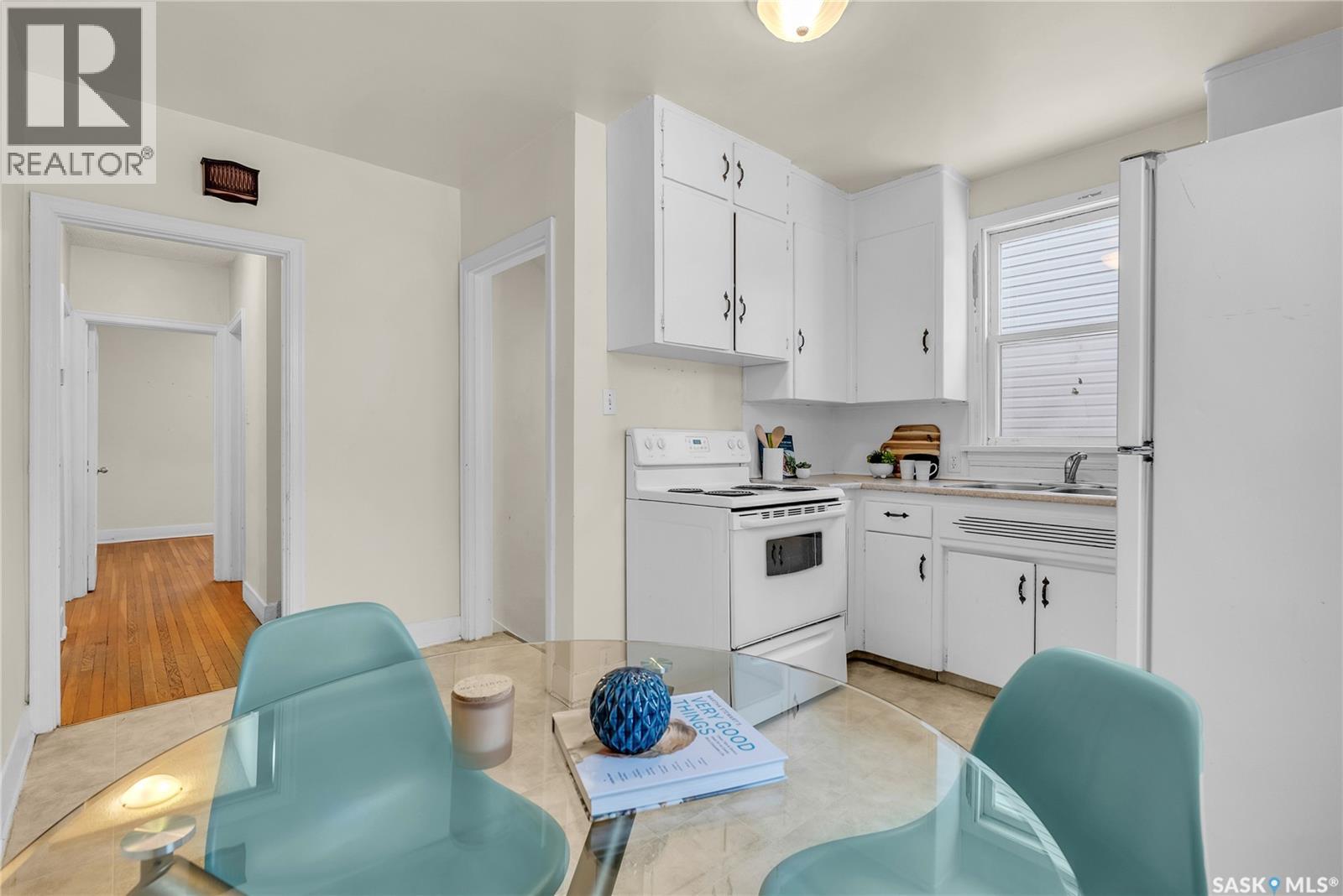1115 9Th Street E, Saskatoon, SK - Indoor Photo Showing Kitchen