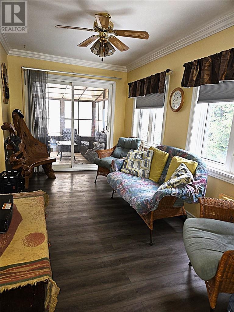 61 Gilbert, Alban, ON - Indoor Photo Showing Living Room