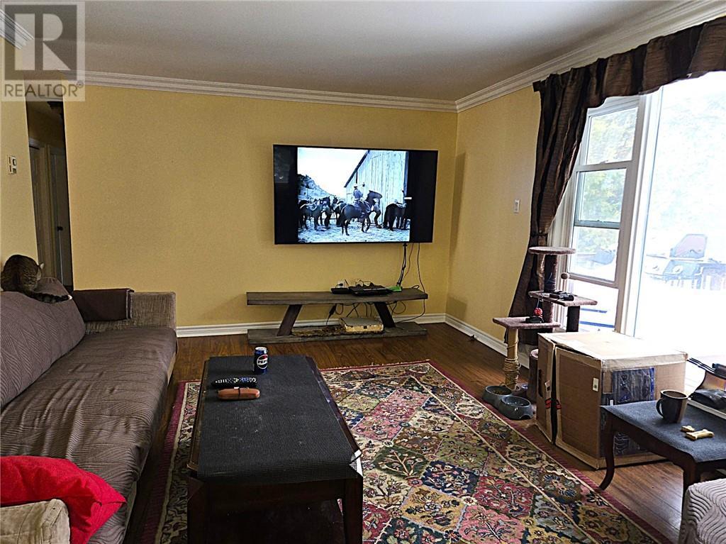 61 Gilbert, Alban, ON - Indoor