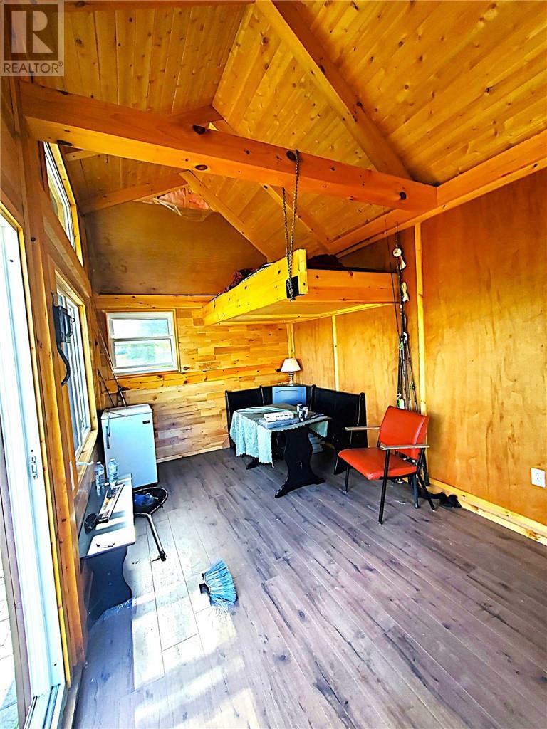 61 Gilbert, Alban, ON - Indoor