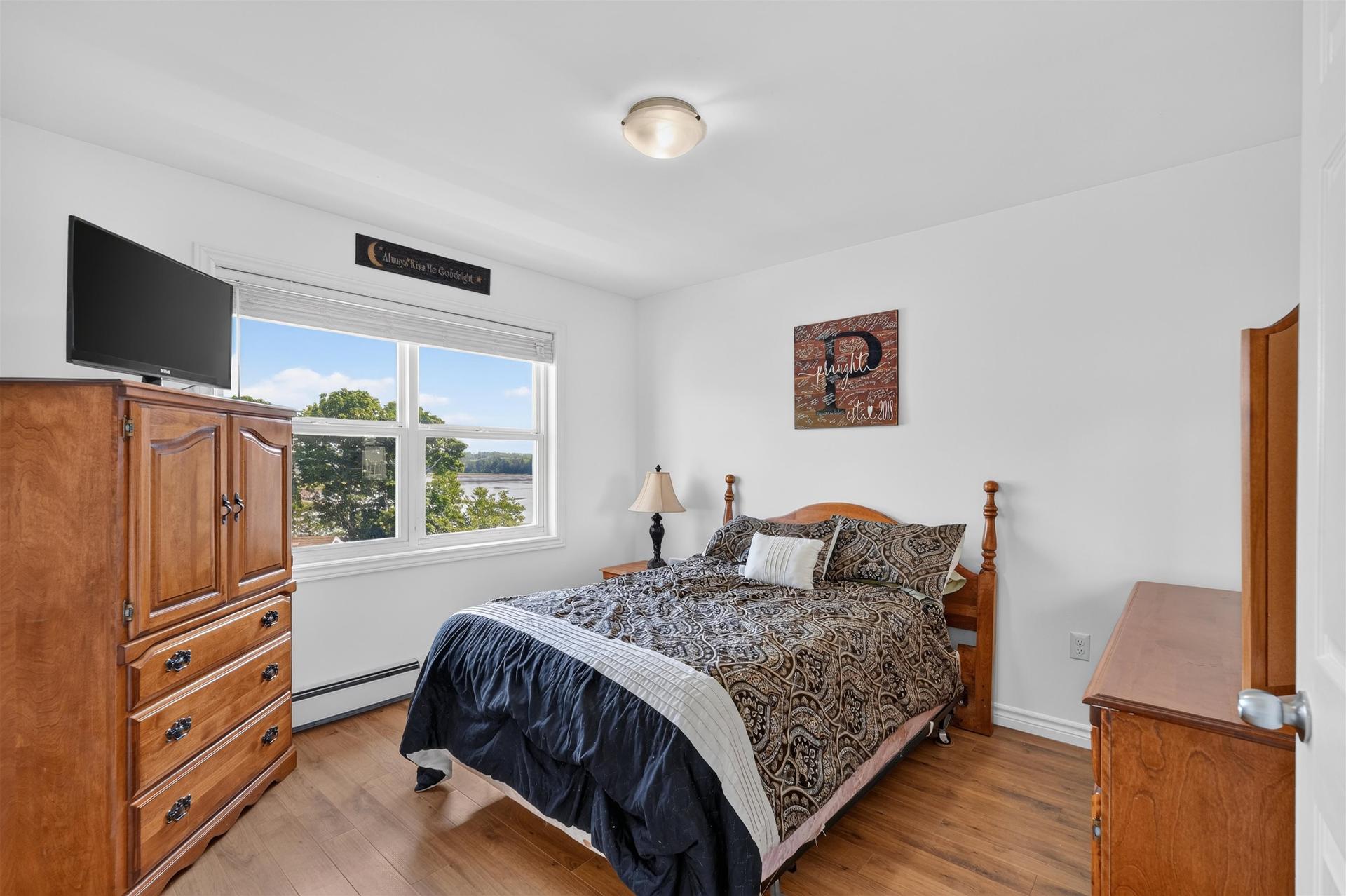 65 Mackinley Crescent, Cornwall, PE