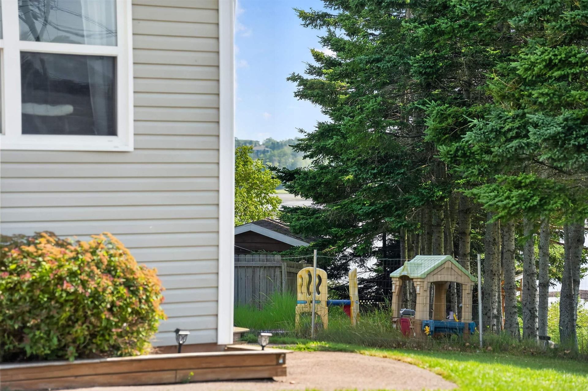 65 Mackinley Crescent, Cornwall, PE