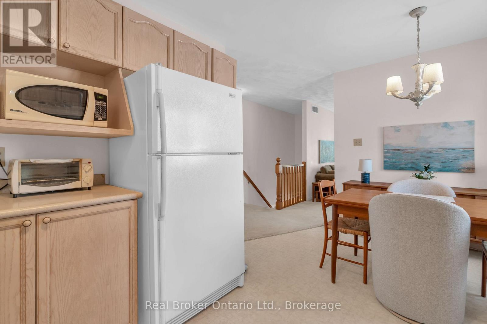 50 South Drive, Kitchener, ON - Indoor