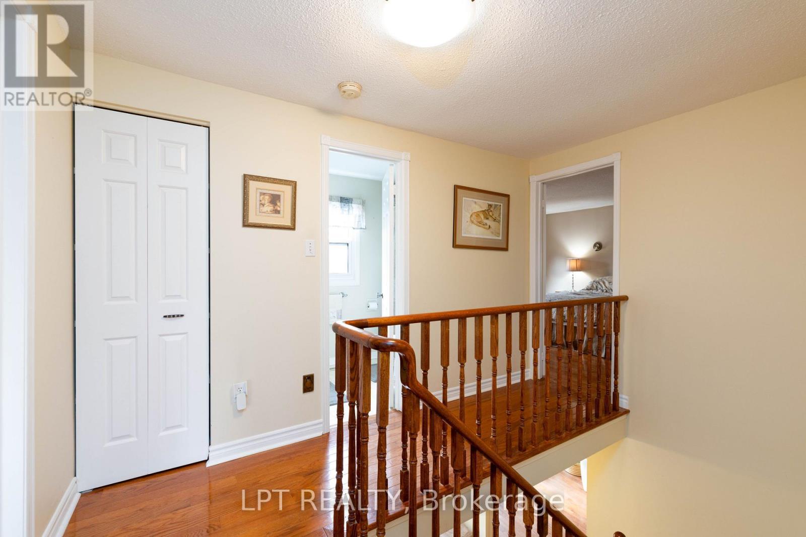 54 Meyer Circle, Markham, ON - Indoor Photo Showing Other Room
