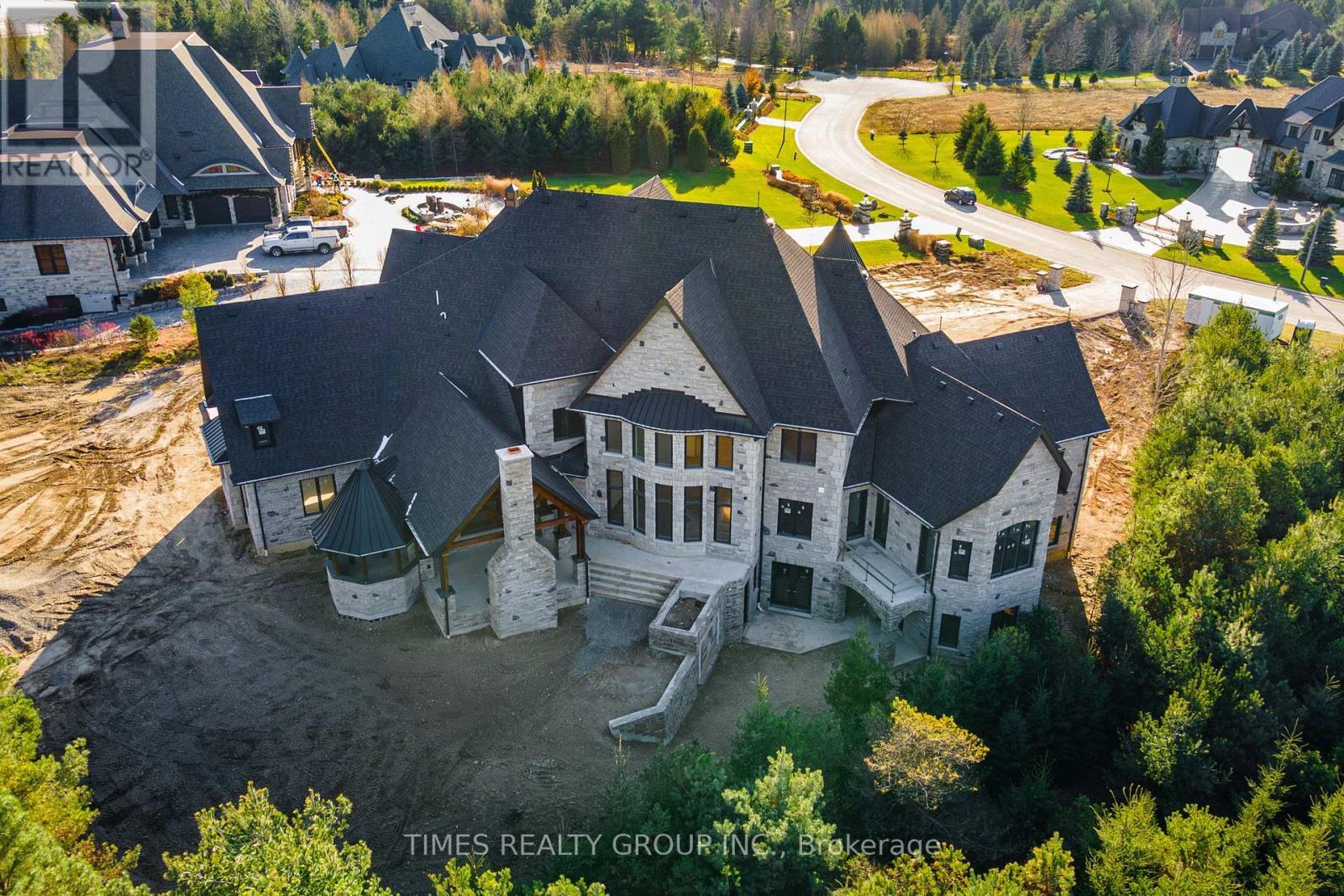 17 Edgewild Drive, Caledon, ON - Outdoor