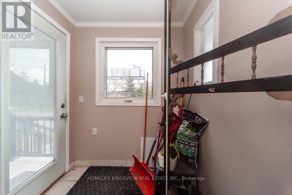 46 Coolmine Road, Toronto, ON - Indoor Photo Showing Other Room