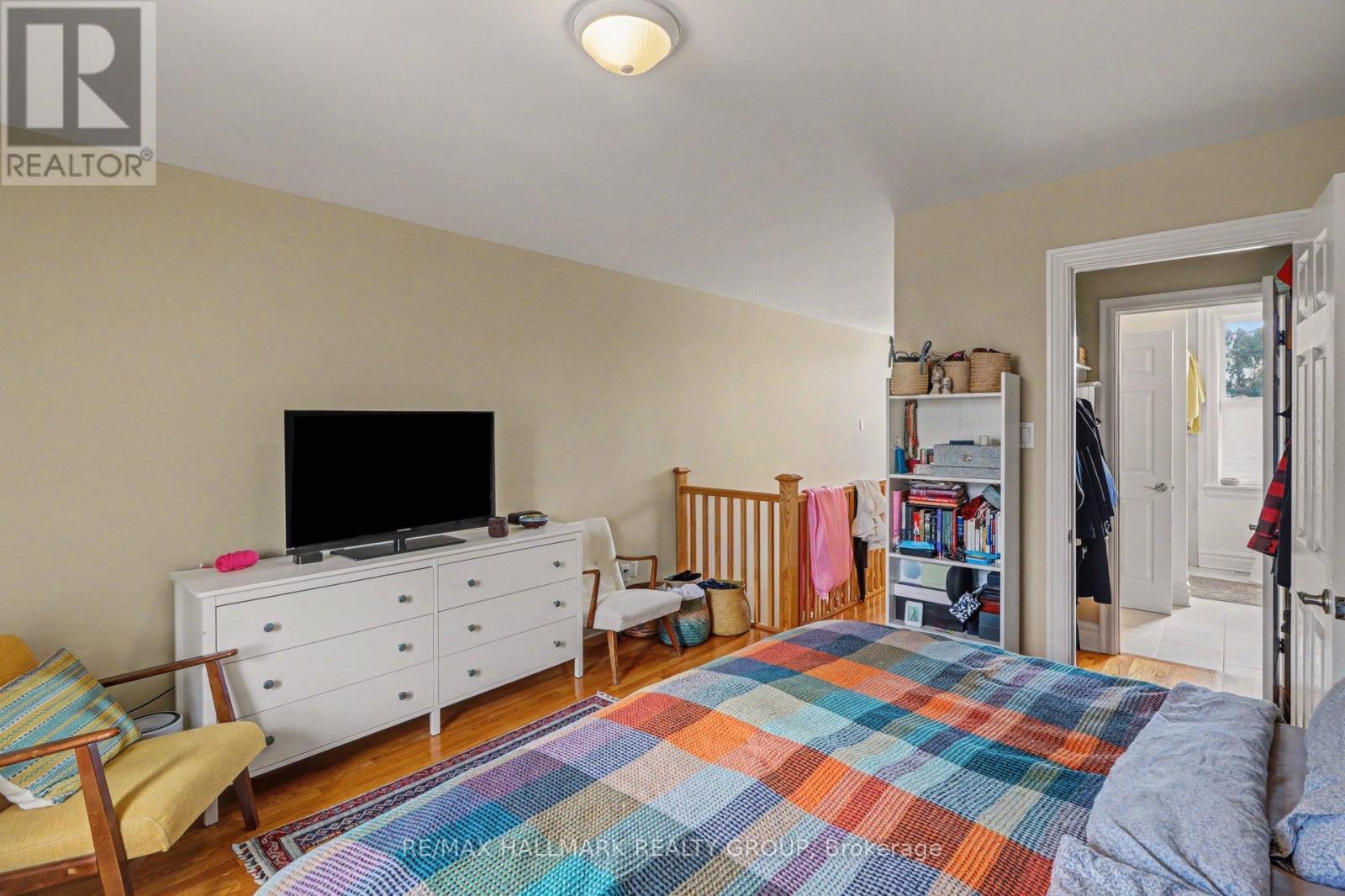 34 Lewis Street, Ottawa, ON - Indoor Photo Showing Bedroom