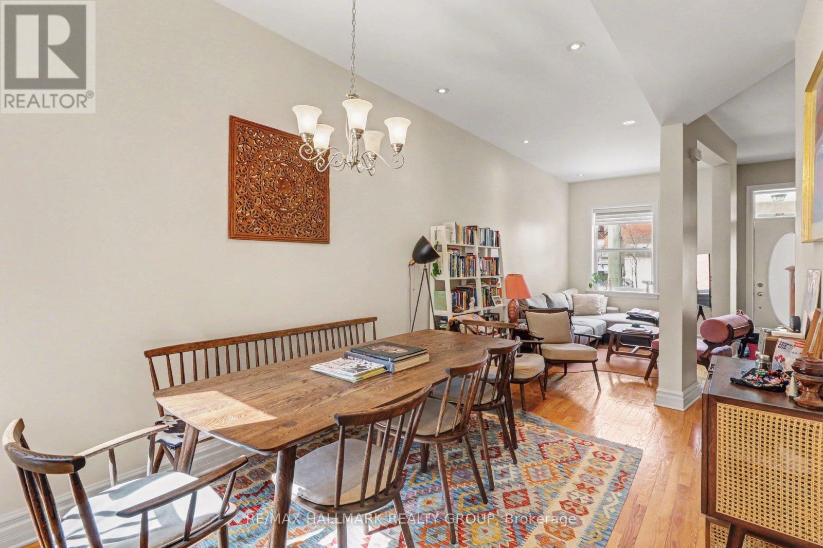34 Lewis Street, Ottawa, ON - Indoor Photo Showing Dining Room