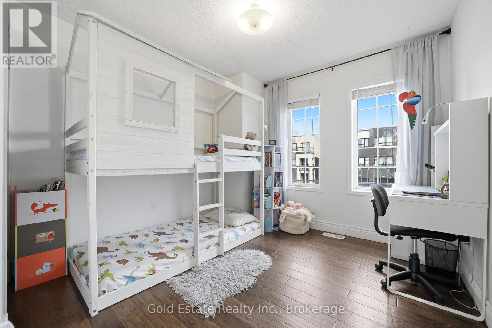 4875 Valera Road, Burlington, ON - Indoor