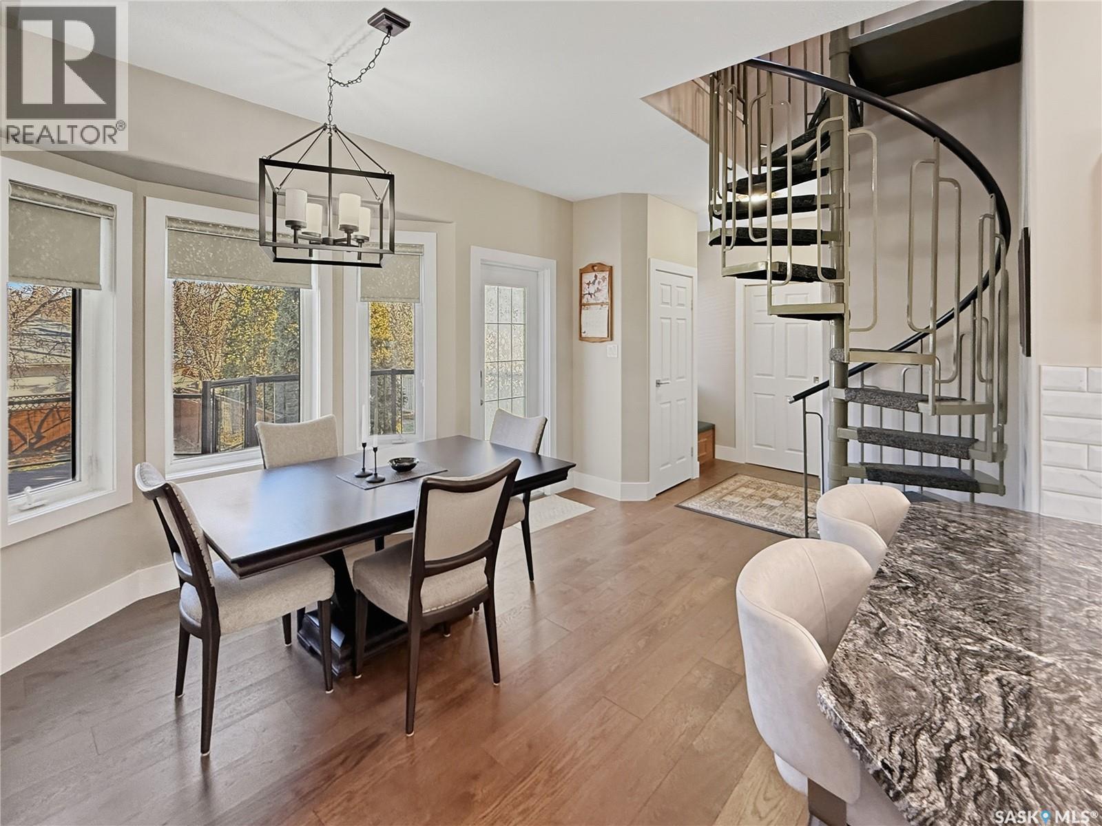 821 Wallman Place, Swift Current, SK - Indoor Photo Showing Dining Room