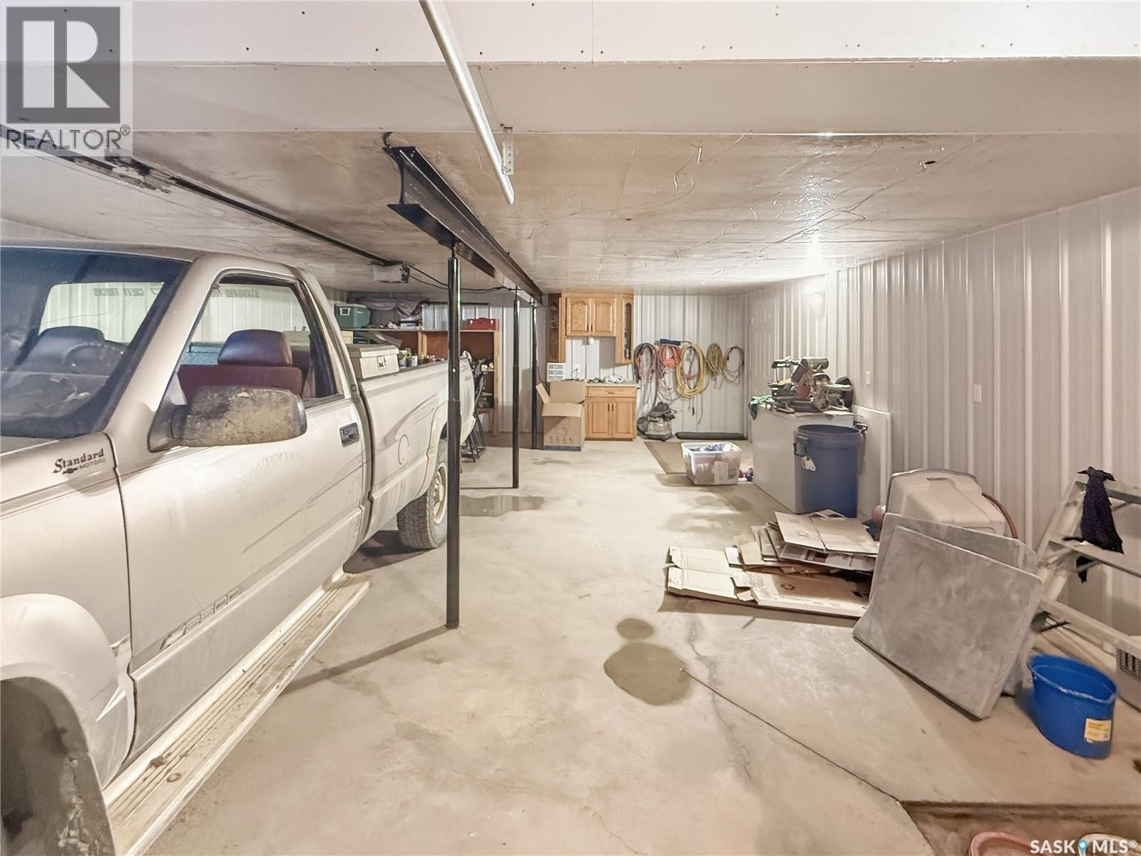 821 Wallman Place, Swift Current, SK - Indoor