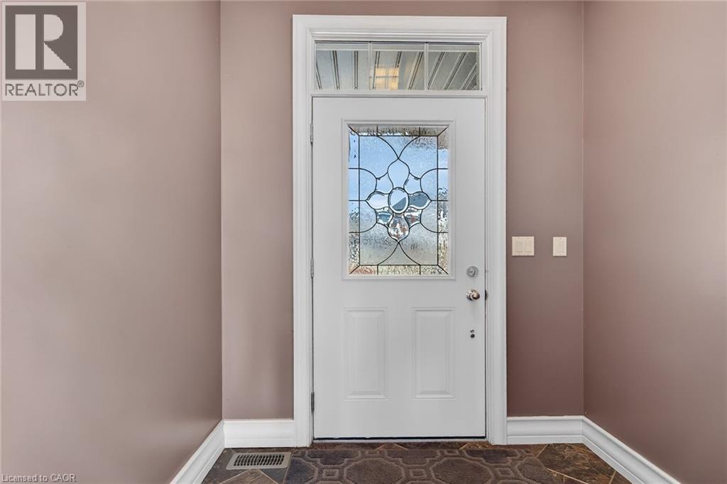 80 New Lakeshore Road Unit# 16, Port Dover, ON - Indoor Photo Showing Other Room